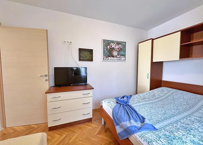 Zlatica Casa de hóspedes 3*