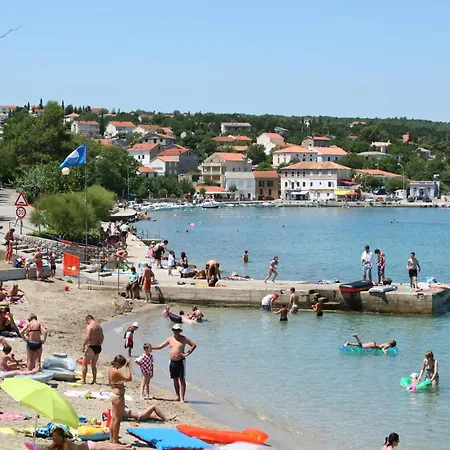 Zlatica Πανσιόν