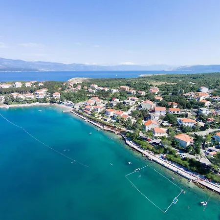 Zlatica Πανσιόν Šilo