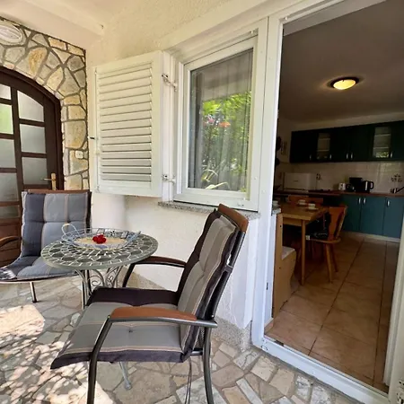 Πανσιόν Zlatica