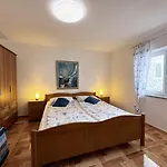 Zlatica 3* Šilo
