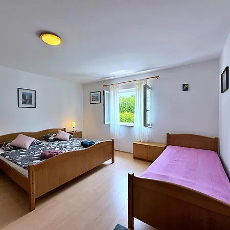Konukevi Zlatica 3*